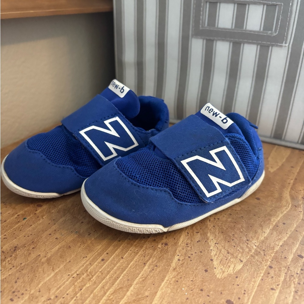 New Balance sz 7 toddler Blue Shoes